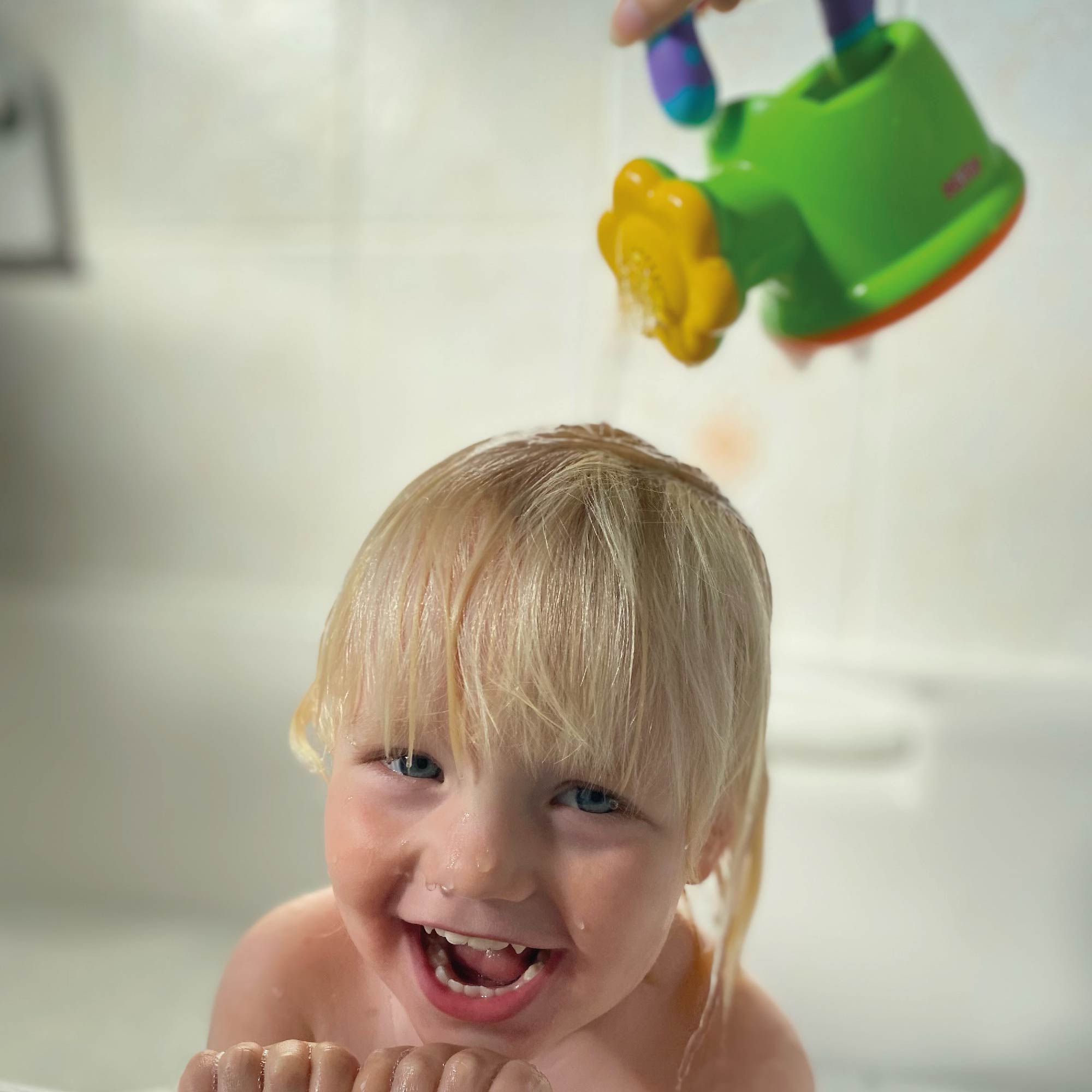 Nuby Jouet de Bain Interactif - Arrosoir Amusant