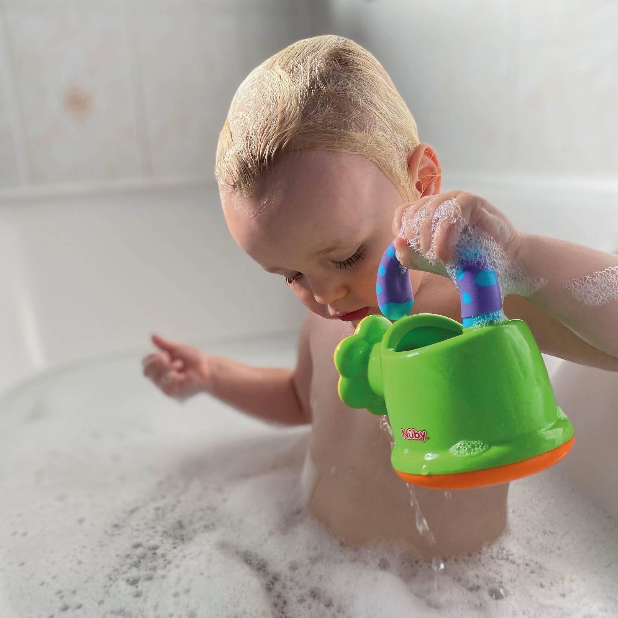 Nuby Jouet de Bain Interactif - Arrosoir Amusant